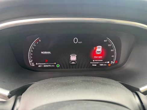 Used 2023 Acura MDX SH-AWD w/ Technology Package image 25