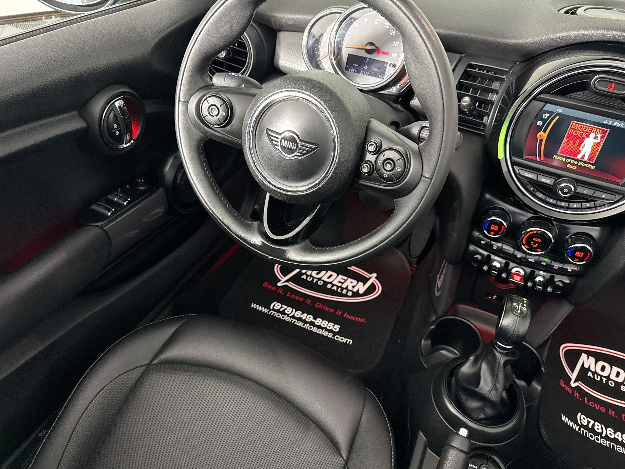 Used 2019 MINI Cooper Convertible w/ Premium Package FWD image 31