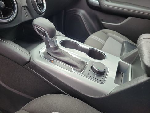 Used 2025 Chevrolet Blazer LT image 29