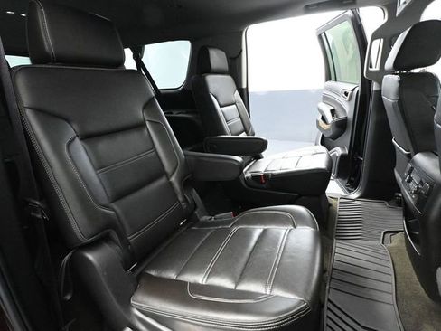 Used 2017 GMC Yukon XL Denali w/ Open Road Package image 54