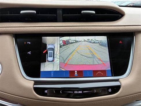 Used 2019 Cadillac XT5 Platinum image 32