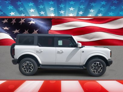 New 2025 Ford Bronco Outer Banks
