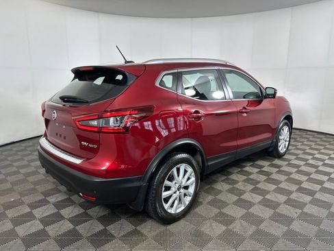 Used 2022 Nissan Rogue Sport SV w/ Technology Package image 3