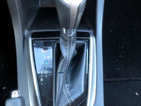 Used 2014 Toyota Corolla LE image 55