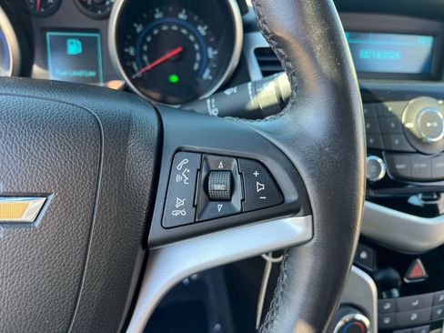 Used 2011 Chevrolet Cruze LT image 25