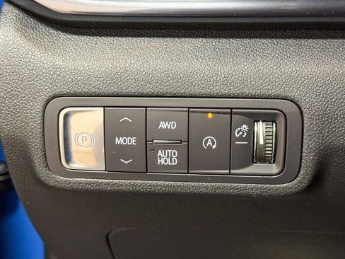 New 2026 GMC Terrain AT4 w/ Convenience Package III image 39