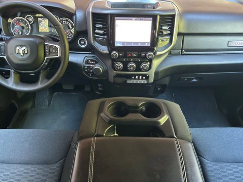 Used 2025 RAM 1500 Big Horn AWD/4WD image 18