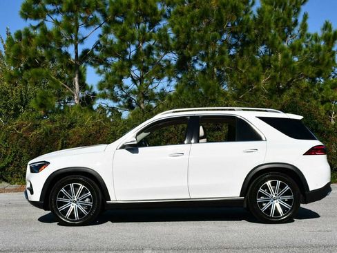 Used 2024 Mercedes-Benz GLE 450 4MATIC image 25