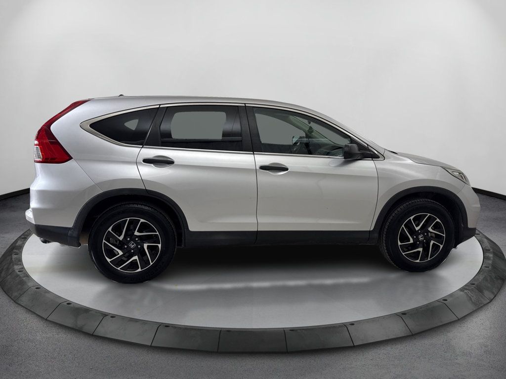 Used 2016 Honda CR-V SE image 4