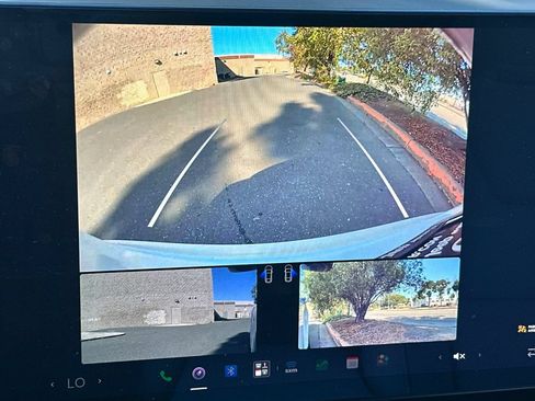 Used 2023 Tesla Model S Plaid AWD/4WD image 18