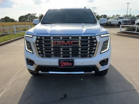 Used 2025 GMC Yukon Denali image 4