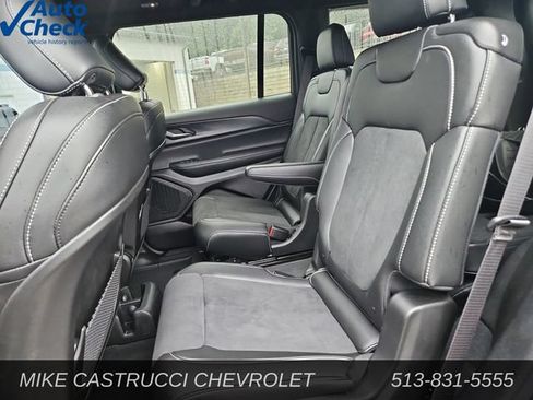 Used 2024 Jeep Grand Cherokee L Altitude AWD/4WD image 27