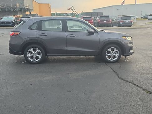 Certified 2024 Honda HR-V LX image 9