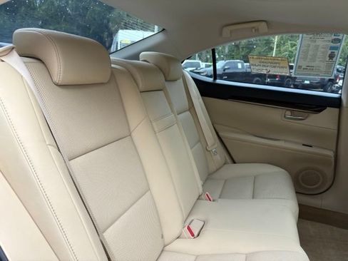 Used 2015 Lexus ES 350 w/ Premium Package FWD image 27