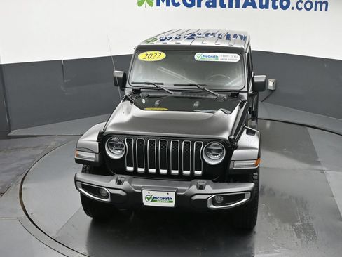 Used 2022 Jeep Wrangler Unlimited Sahara w/ LED Lighting Group AWD/4WD image 27