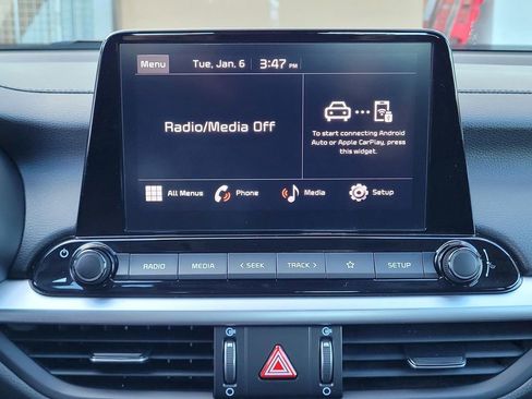 Used 2024 Kia Forte LXS image 16