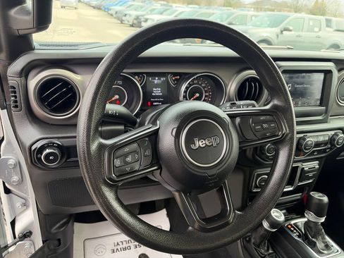 Used 2023 Jeep Wrangler Sport image 28