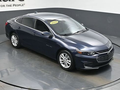 Used 2018 Chevrolet Malibu LT FWD image 47
