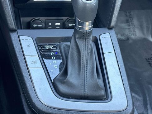 Used 2017 Hyundai Elantra Limited w/ Limited Ultimate Package 05 FWD image 23