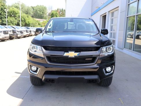 Used 2019 Chevrolet Colorado Z71 AWD/4WD image 5