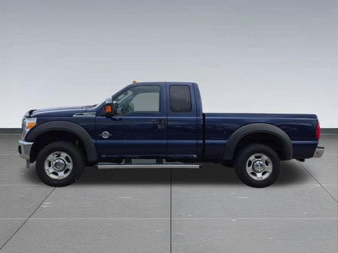 Used 2011 Ford F250 XLT w/ XLT Premium Pkg AWD/4WD image 3