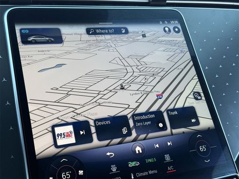 Used 2022 Mercedes-Benz EQS 450+ Sedan image 17