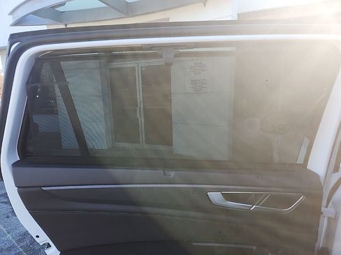 Used 2024 Volkswagen Atlas Cross Sport SEL image 14