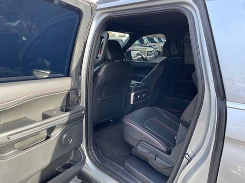 Used 2024 Ford Expedition Max Limited image 28