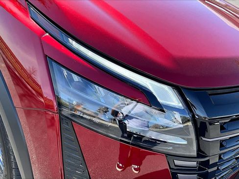 New 2026 Nissan Pathfinder SV image 13