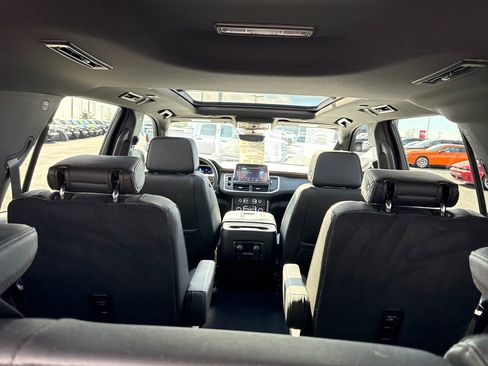 Used 2024 Chevrolet Tahoe High Country image 11