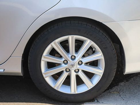 Used 2014 Toyota Camry XLE w/ Fleet Convenience Package FWD image 9