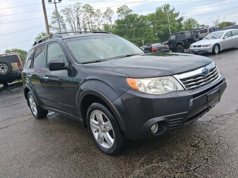 Used 2009 Subaru Forester 2.5X Limited w/ Utility Pkg AWD/4WD image 3