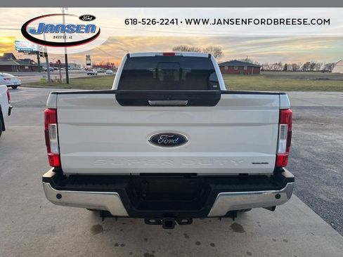 Used 2017 Ford F250 Lariat w/ Lariat Value Package image 5