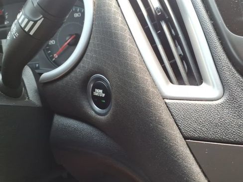 Used 2021 Chevrolet Malibu LS FWD image 21