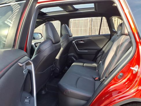 Used 2024 Toyota RAV4 XSE w/ Premium Package image 17