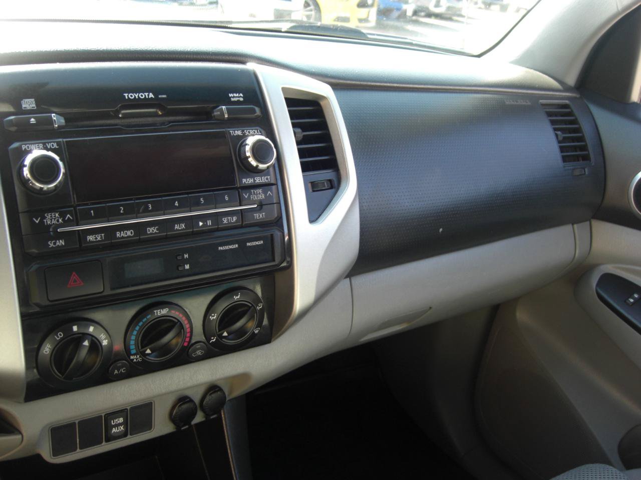 Used 2012 Toyota Tacoma PreRunner w/ TRD Sport Pkg RWD image 9