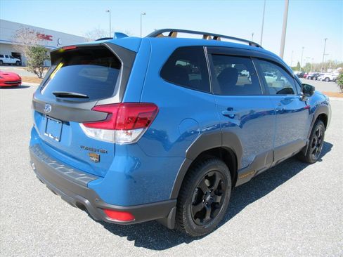 Used 2022 Subaru Forester Wilderness image 7