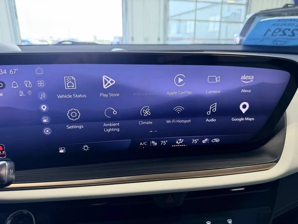 Used 2025 Buick Envision Avenir AWD/4WD image 46