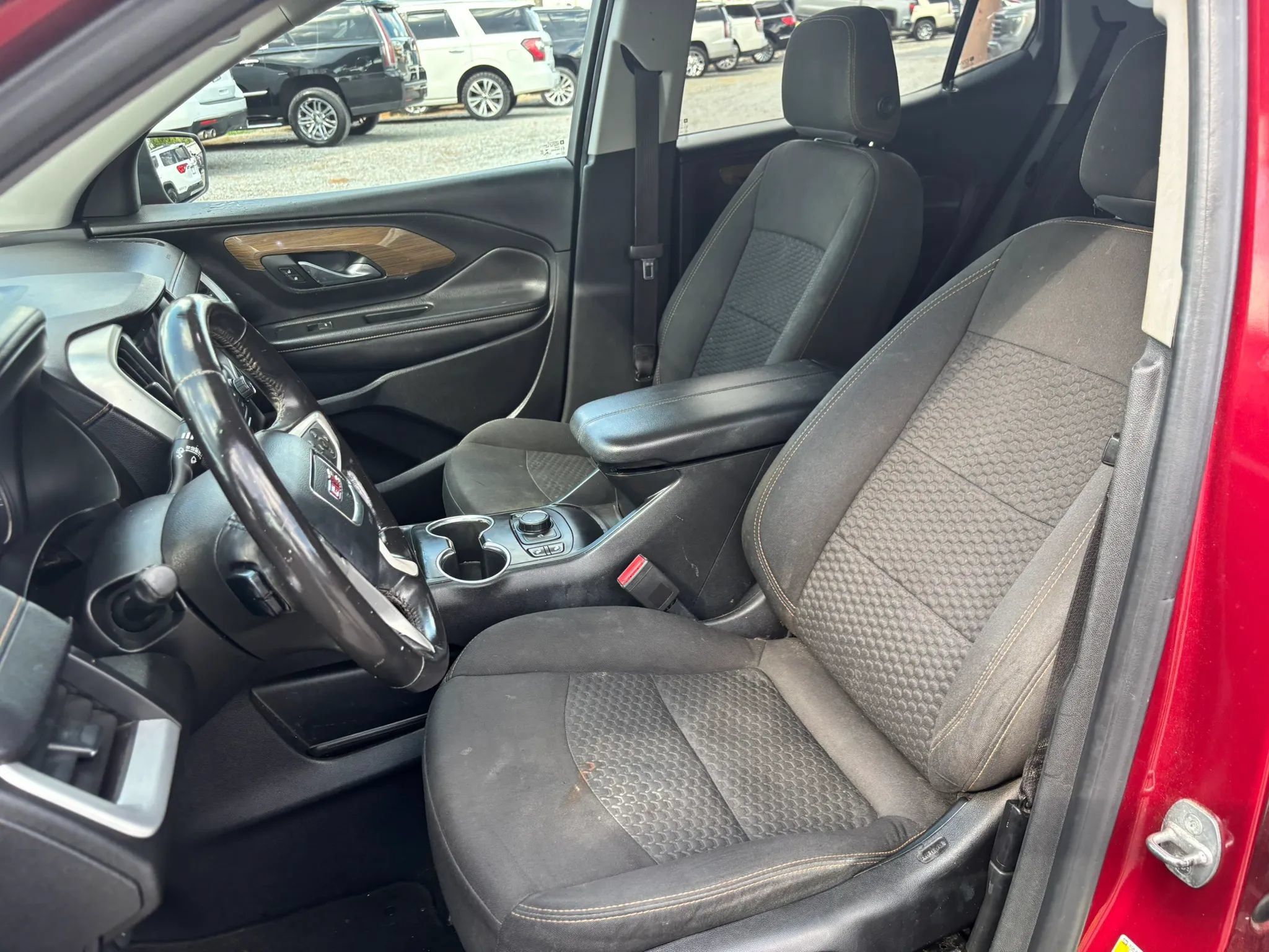Used 2019 GMC Terrain SLE w/ Driver Convenience Package FWD image 12