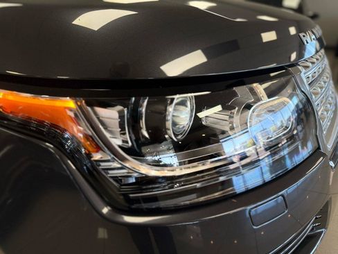 Used 2014 Land Rover Range Rover HSE AWD/4WD image 31