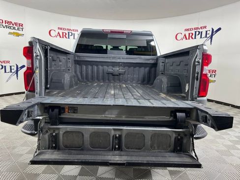 Used 2024 Chevrolet Silverado 1500 LTZ w/ LTZ Convenience Package II AWD/4WD image 21