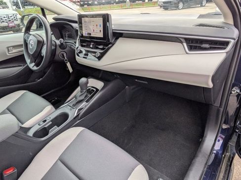 Used 2026 Toyota Corolla LE image 18