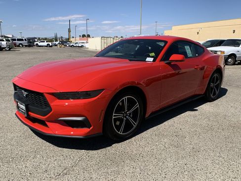 New 2025 Ford Mustang Coupe image 4
