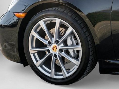 Used 2019 Porsche 718 Cayman image 42