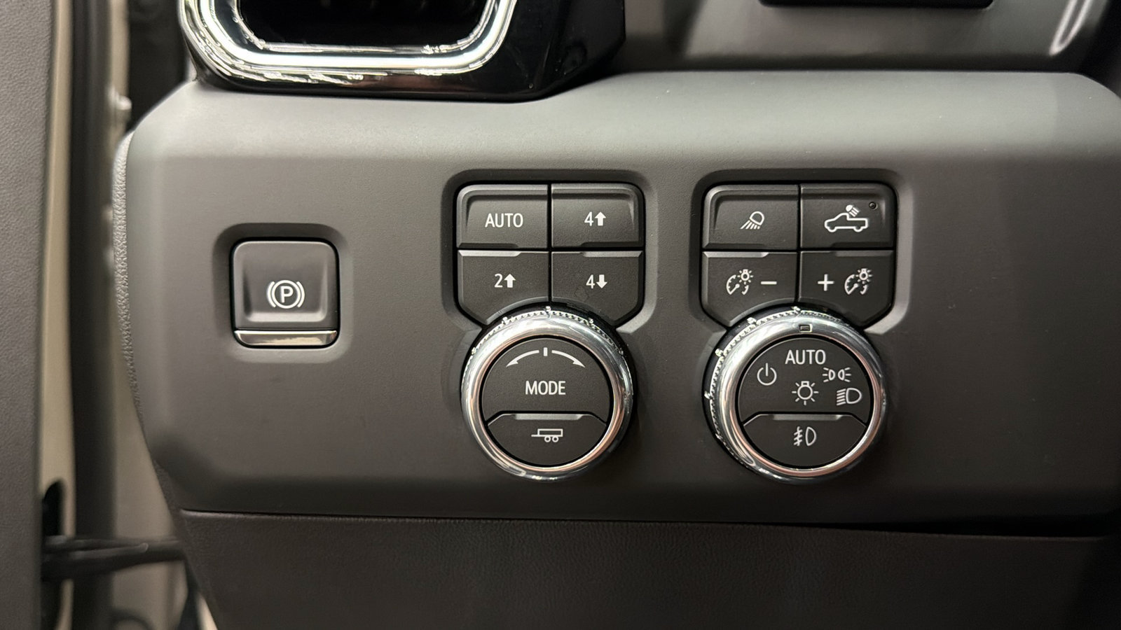 Used 2026 GMC Sierra 1500 Denali Ultimate AWD/4WD image 31