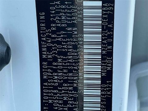 Certified 2025 Toyota Corolla XSE image 24