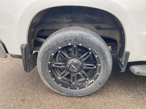 Used 2019 Chevrolet Silverado 1500 LT image 7