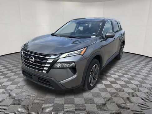 Used 2024 Nissan Rogue SV FWD image 13