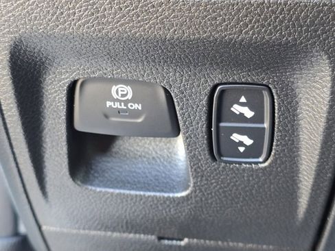 Used 2023 RAM 1500 Big Horn image 21