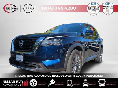 Used 2024 Nissan Pathfinder SL w/ SL Premium Package